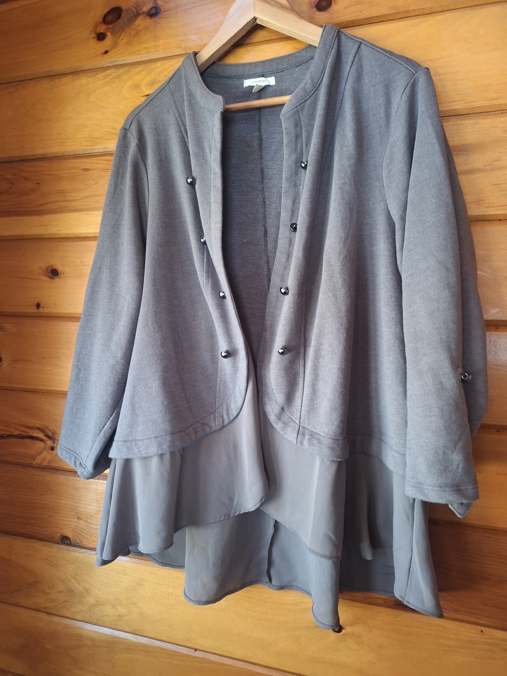 🏷Maurices Gray Layered Chiffon Hem Blazer